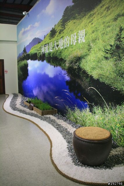 下雨下不完,塞車塞不斷~餓淋古堡之旅=彰化✙中興穀堡✙