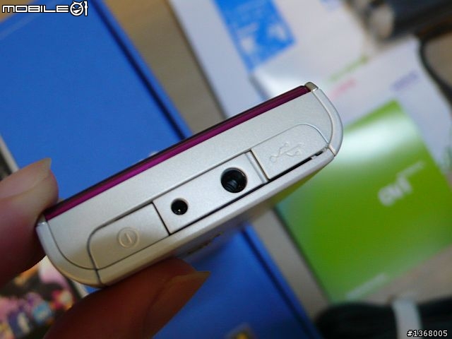 大小姐的第一次~.... Nokia開箱-匿名的X6 粉紅香港公司貨入手了~!!
