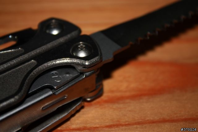 香港來的開箱文 - Leatherman Charge TTi