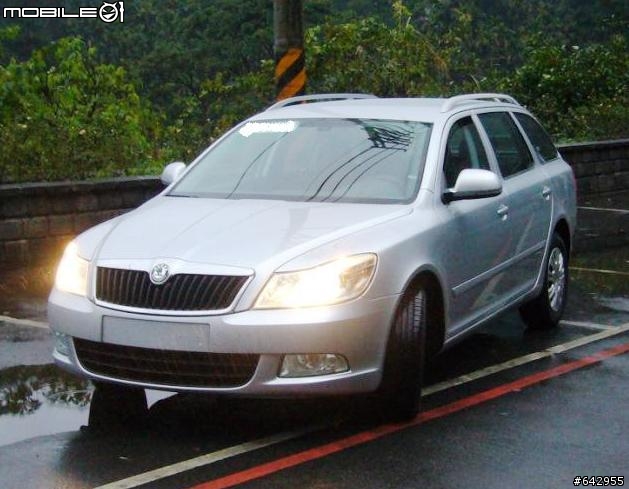 與MY10 SKODA OCTAVIA COMBI RS 的下午茶約會