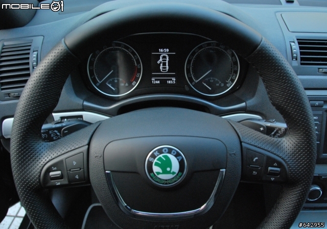 與MY10 SKODA OCTAVIA COMBI RS 的下午茶約會