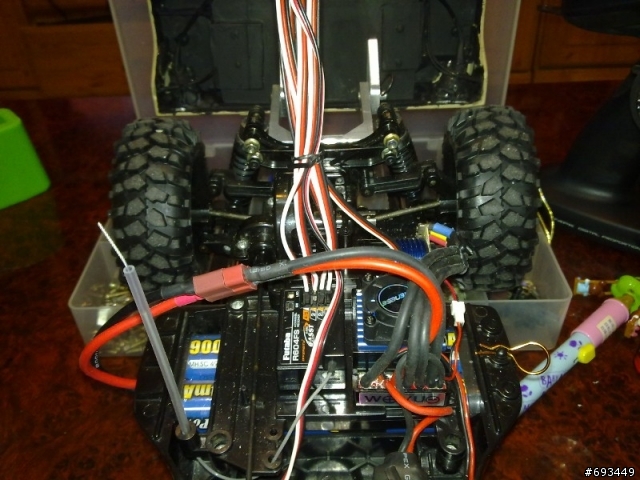 Tamiya 1/12 Hummer (2/26更新,有影片)前固定機構,後備胎架完成~!