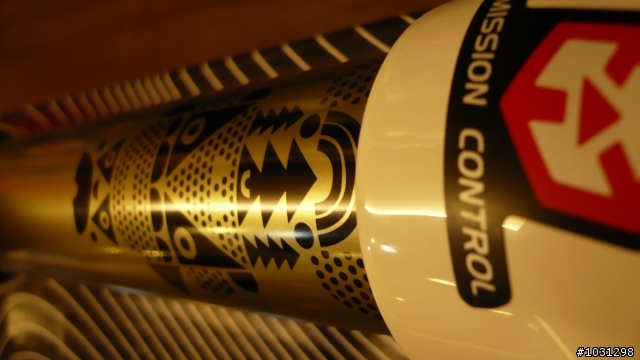 ~開香聞~ ROCKSHOX 10年TOTEM