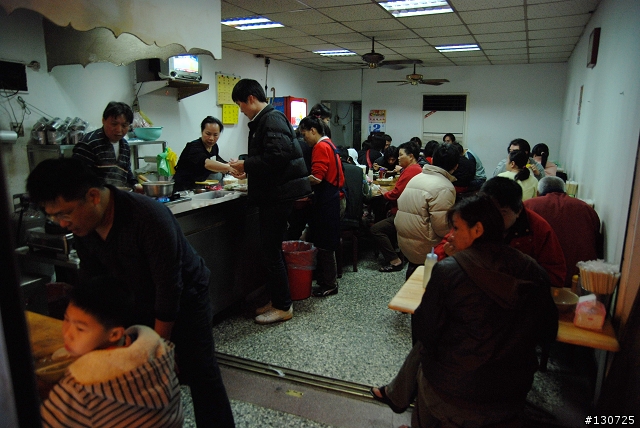 忠貞市場櫻花,無名米乾,隱藏版外省婆婆臘肉行