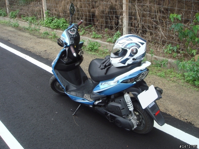 VJR 100 短騎之寒風刺骨也要拍張照