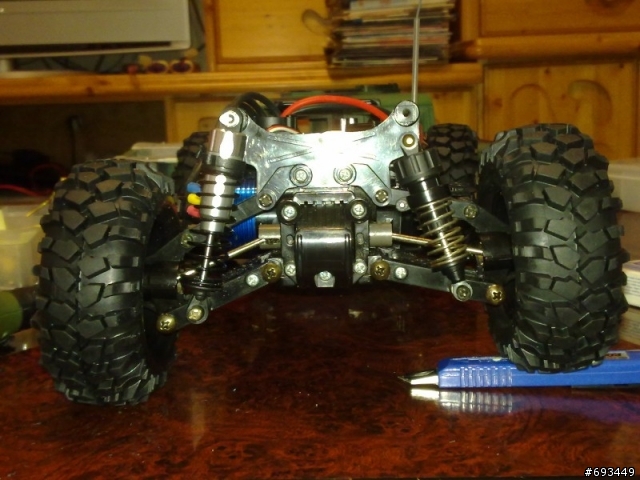Tamiya 1/12 Hummer (2/26更新,有影片)前固定機構,後備胎架完成~!