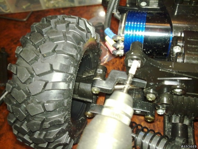 Tamiya 1/12 Hummer (2/26更新,有影片)前固定機構,後備胎架完成~!