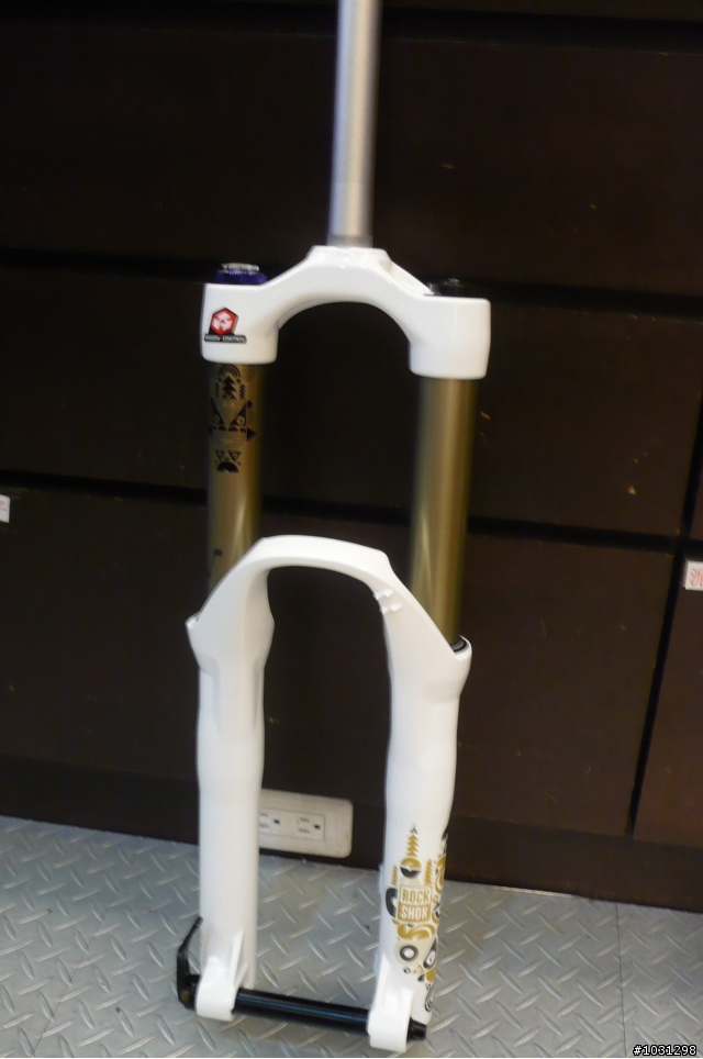 ~開香聞~ ROCKSHOX 10年TOTEM