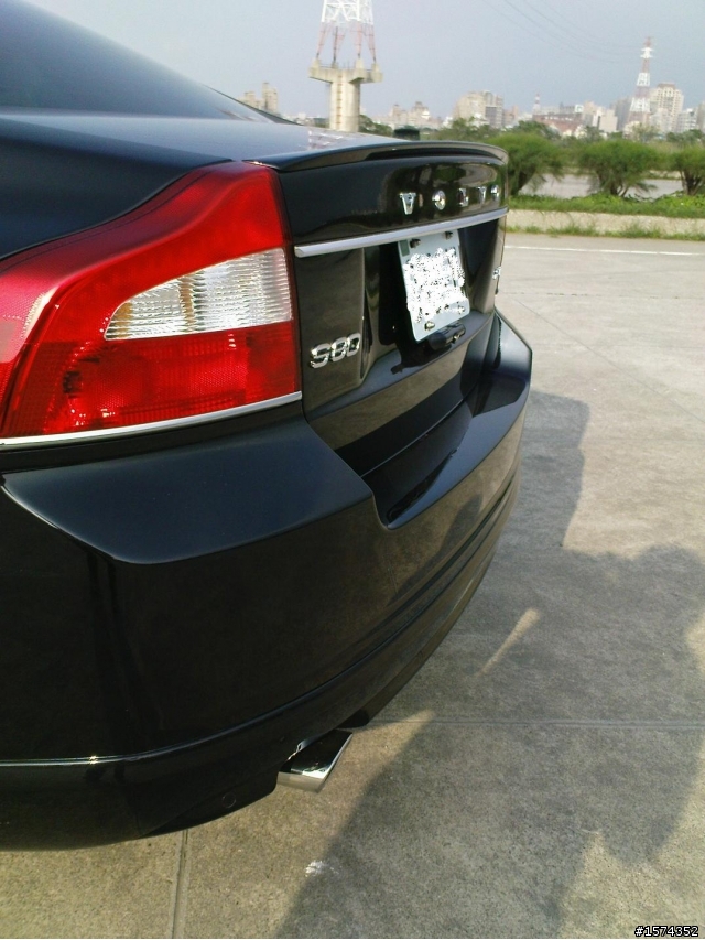 *My VOLVO S80 2.5T (KONI Sport 1130避震器+雙出尾管+R版小鴨尾)*更新在第45樓!