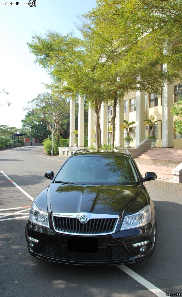 與MY10 SKODA OCTAVIA COMBI RS 的下午茶約會