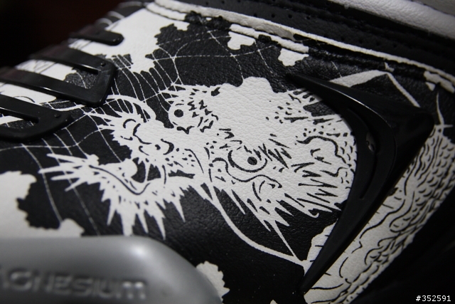 DIADORA 年終特賣會卻挑了不在名單內的XTREME AIR車靴...