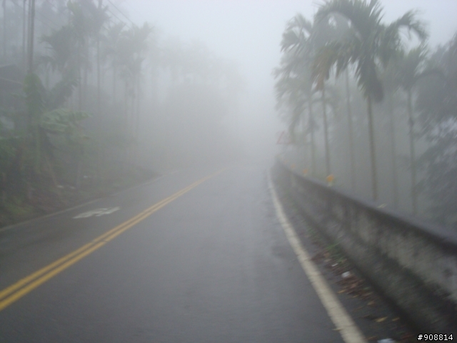 台北人過年假期低溫雨中挑戰台中聖地之136縣道