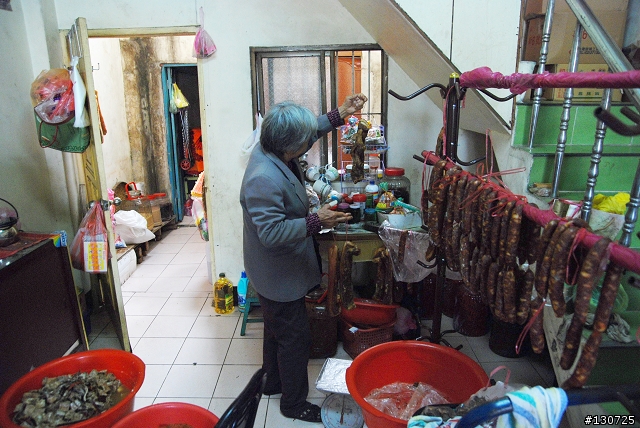 忠貞市場櫻花,無名米乾,隱藏版外省婆婆臘肉行