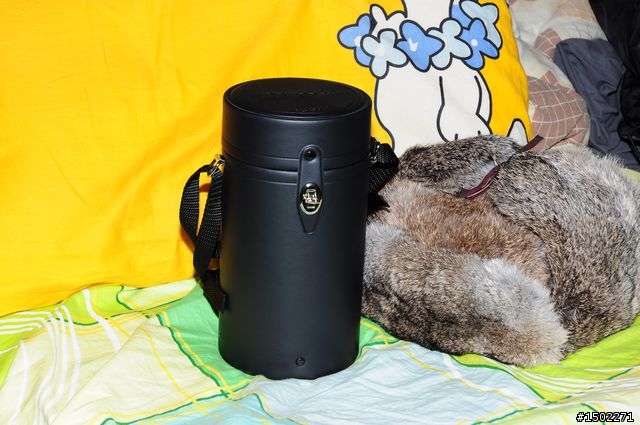 最終敗入小黑三并補開箱SB600(請問怎樣移動到單眼區。。。)