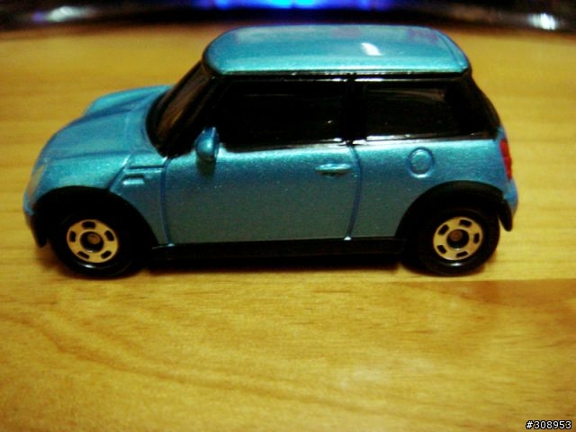 過年與 Tomy 小汽車的相遇 !