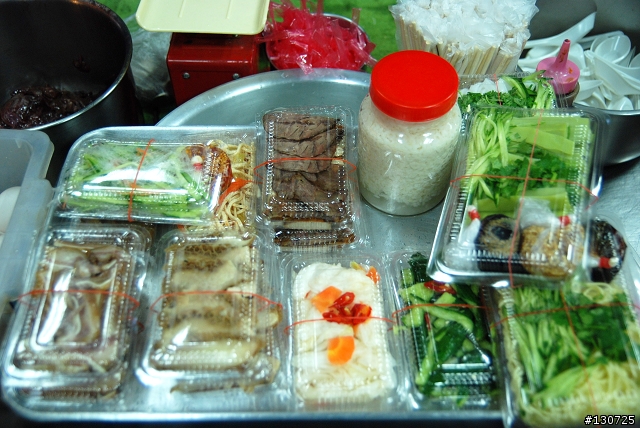 忠貞市場櫻花,無名米乾,隱藏版外省婆婆臘肉行