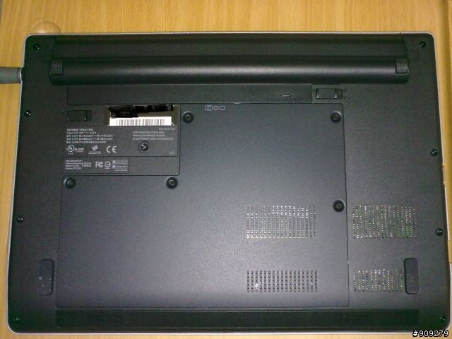 Lenovo Edge 簡單開箱(含效能測試)~~~~~~~~~~~~~~