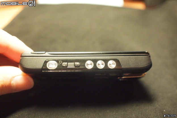 大起大落的三溫暖開箱 !! Sony Ericsson W995