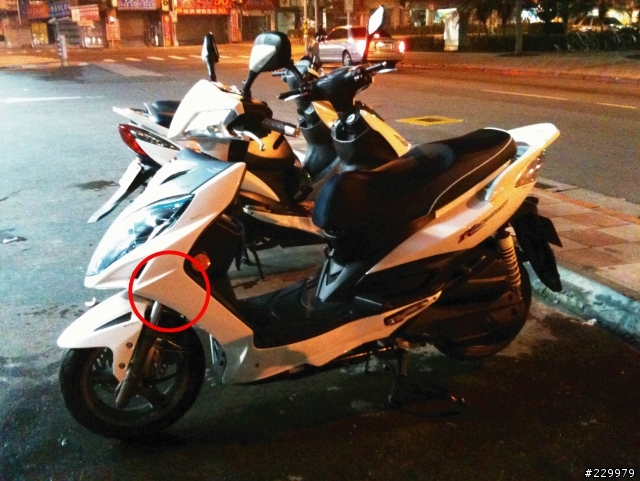 懷疑我的Racing不是FI版 (也許是我想太多...)