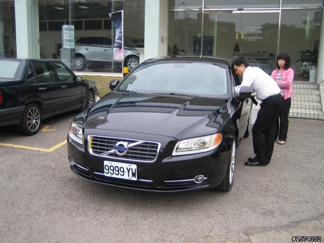 *My VOLVO S80 2.5T (KONI Sport 1130避震器+雙出尾管+R版小鴨尾)*更新在第45樓!