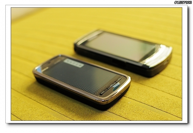 分享入手S60 5th雙傑5800 Navigation Edition鍍烙外框與i8910HD 16G版