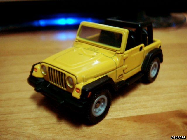 過年與 Tomy 小汽車的相遇 !