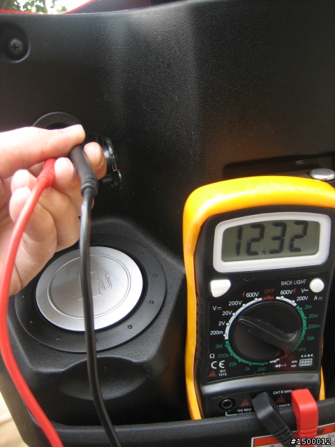 完整度一拜之DIY機車點煙器!!