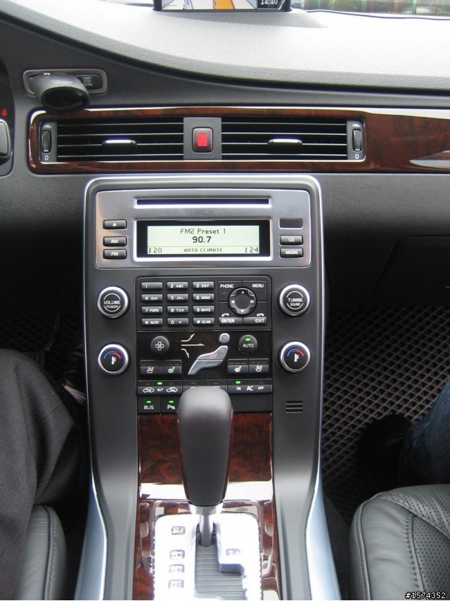 *My VOLVO S80 2.5T (KONI Sport 1130避震器+雙出尾管+R版小鴨尾)*更新在第45樓!