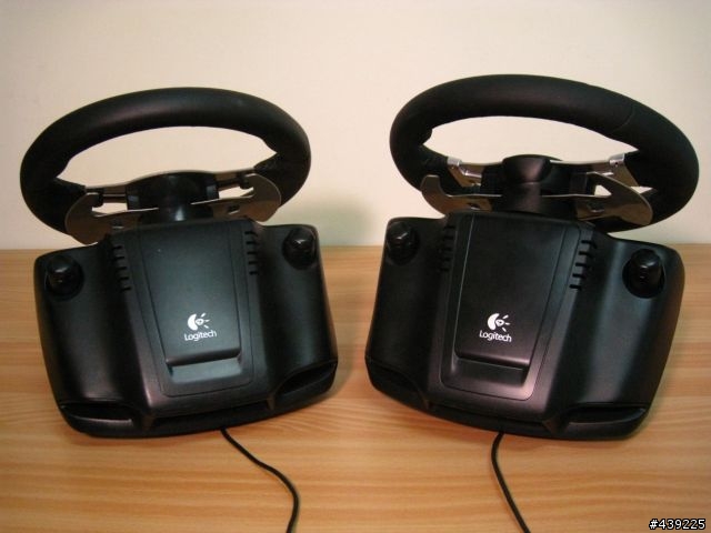 有了羅技G27方向盤 在家照樣享受飆速快感