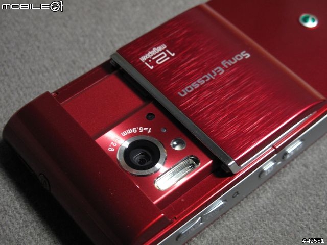 Sony Ericsson Satio 下毒寫真