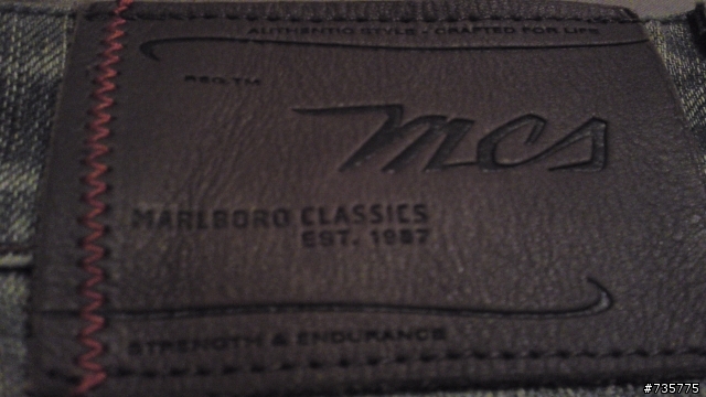 MARLBORO CLASSICS 限量版牛仔褲三兄弟