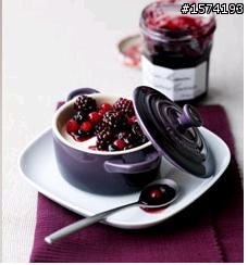 【開箱】le creuset pink 24cm