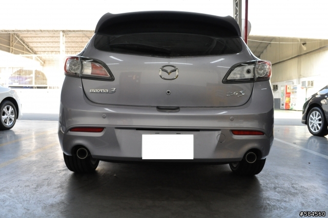 New Mazda 3 2.5 5D 終於開箱摟~~~(圖多)