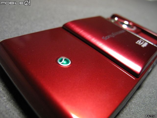 Sony Ericsson Satio 下毒寫真