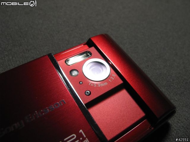 Sony Ericsson Satio 下毒寫真