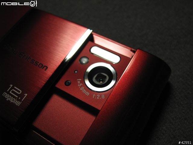 Sony Ericsson Satio 下毒寫真