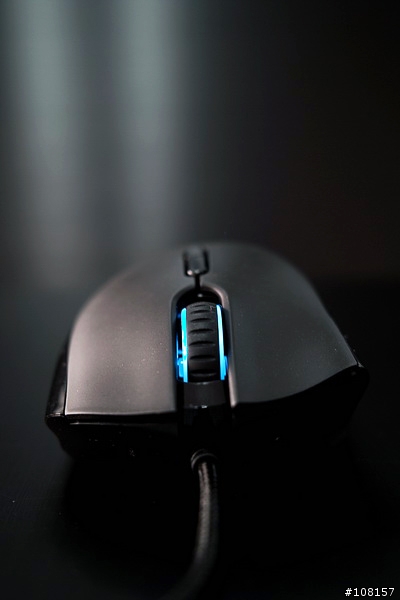 5600dpi 雷蛇.帝王蟒 Razer Imperator 右手專用(追加da比較)
