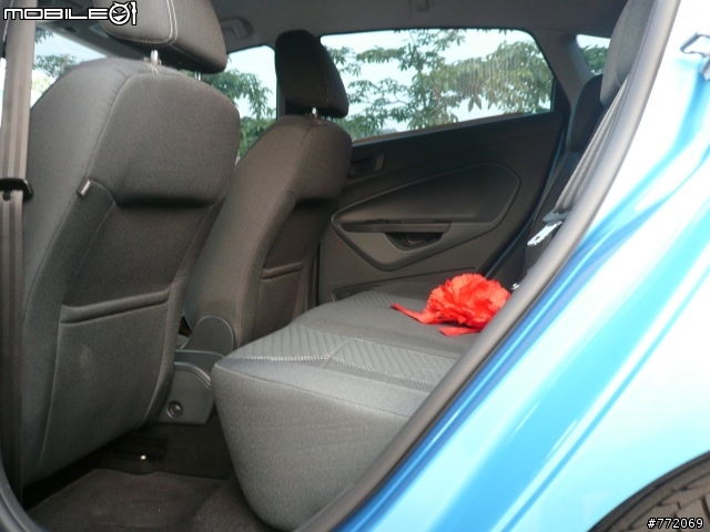 2010式樣Fiesta 1.6開箱文~請多指教
