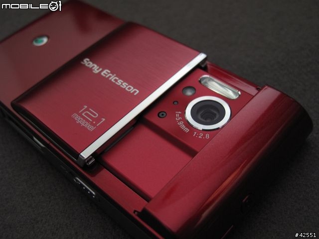 Sony Ericsson Satio 下毒寫真