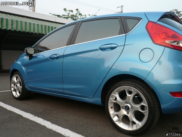 2010式樣Fiesta 1.6開箱文~請多指教