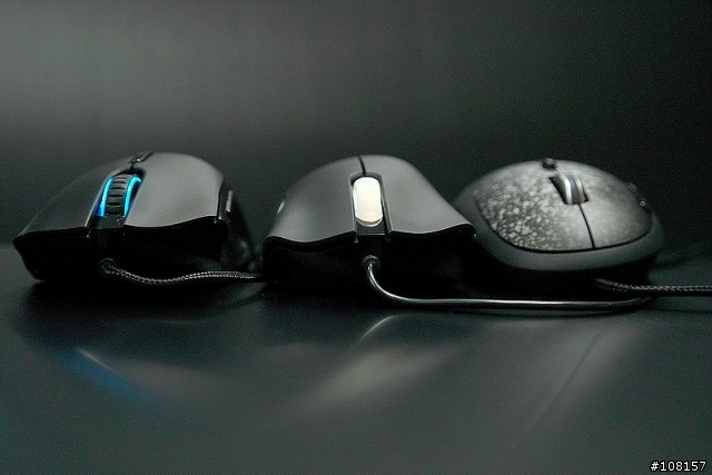 5600dpi 雷蛇.帝王蟒 Razer Imperator 右手專用(追加da比較)