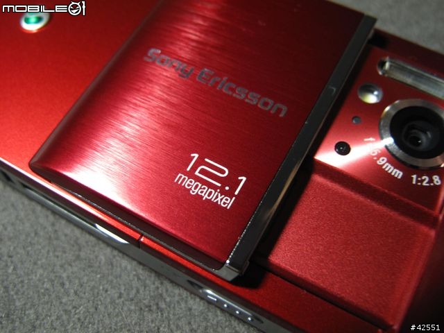 Sony Ericsson Satio 下毒寫真