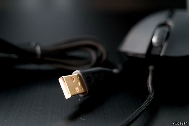 5600dpi 雷蛇.帝王蟒 Razer Imperator 右手專用(追加da比較)