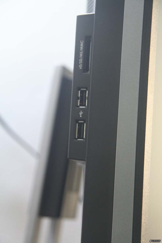【我也來開箱文】盡情揮灑的大畫布~DELL U2711簡易開箱