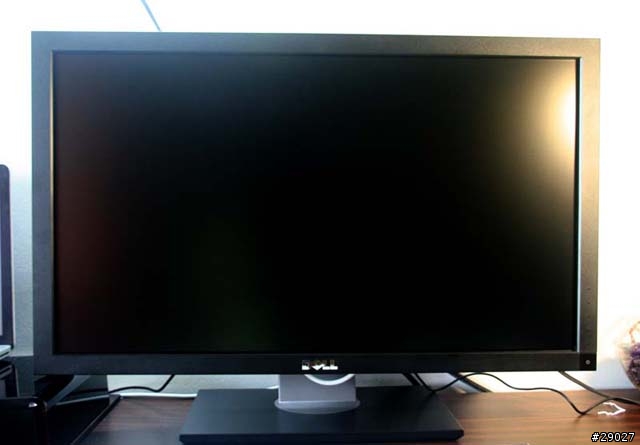 【我也來開箱文】盡情揮灑的大畫布~DELL U2711簡易開箱
