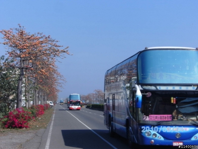 第一次單車露營~旭海牡丹灣等日出,巧逢海上龍捲風~大驚騎!