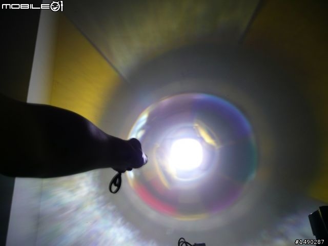 分享:改造成彩色手電筒