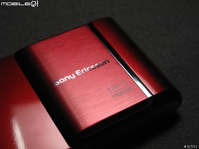 Sony Ericsson Satio 下毒寫真