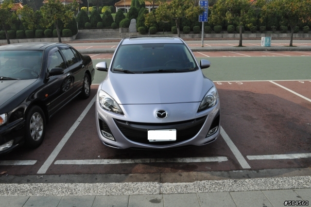 New Mazda 3 2.5 5D 終於開箱摟~~~(圖多)