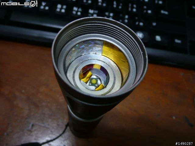 分享:改造成彩色手電筒